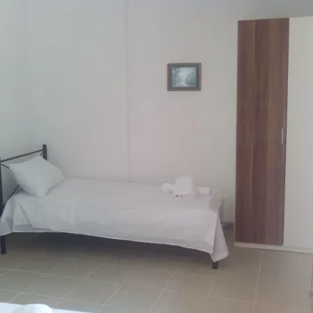 Villa Patilas George *