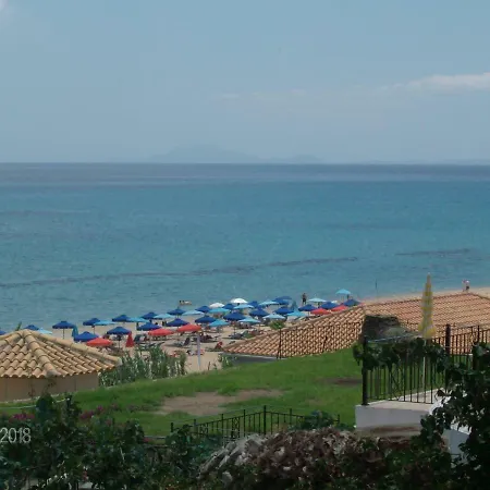 Villa Patilas George Ratzaklíon